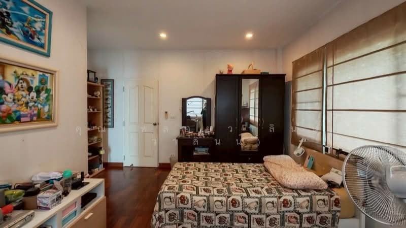 Laddarom Ratchapruek Rattanathibet 2, Nonthaburi, 99 Moo 1 Om Kret, Om Kret, Pak Kret, Nonthaburi, 5 Bedrooms, 550 sqm, Single Detached House For Sale, by คุณ พลอยวาลินน์ (วาลินน์), 500196713 - DDproperty.com