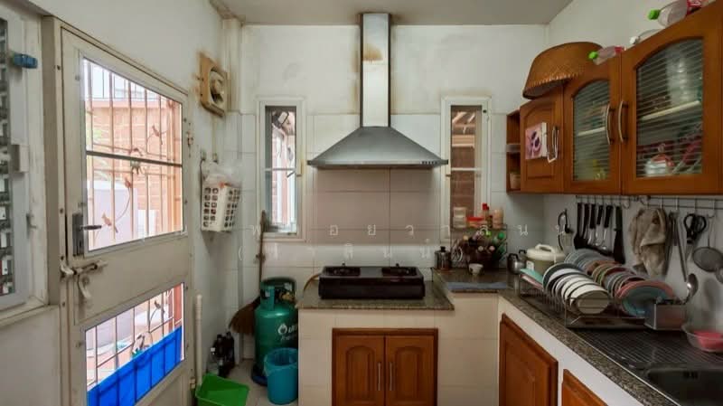 Laddarom Ratchapruek Rattanathibet 2, Nonthaburi, 99 Moo 1 Om Kret, Om Kret, Pak Kret, Nonthaburi, 5 Bedrooms, 550 sqm, Single Detached House For Sale, by คุณ พลอยวาลินน์ (วาลินน์), 500196713 - DDproperty.com