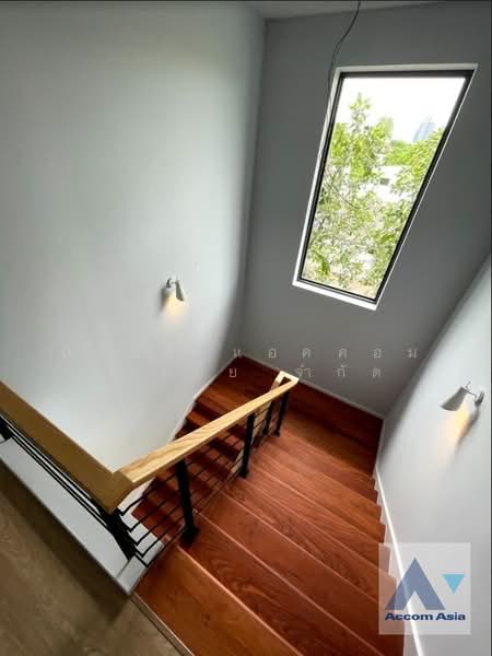 5 BR House for Sale and Rent in Sukhumvit, Bangkok, Bangkok, Phra Kanong Nua, Watthana, Bangkok, 5 Bedrooms, 700 sqm, Single Detached House For Sale, by บริษัท แอคคอม เอเซีย จำกัด, 500196722 - DDproperty.com