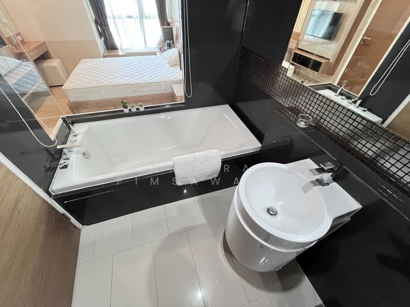 Rhythm Sukhumvit 50, Bangkok, 8 Sukhumvit 50, Sukhumvit Road, Phra Kanong, Khlong Toei, Bangkok, 1 Bedroom, 45 sqm, Condo For Rent, by Nareerat Pimsawang, 500196735 - DDproperty.com