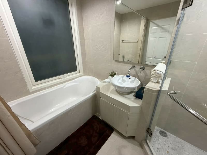 Baan Siri 24, Bangkok, 39 Sukhumvit 24 Alley, Khong Tan, Khlong Toei, Bangkok, 2 Bedrooms, 92 sqm, Condo For Rent, by Phoom Imruangsri, 500196738 - DDproperty.com