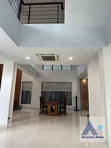 🔼AccomA🔽 Luxury Pool Villa in Sukhumvit 71 | Ideal for Home Office & Executive Residence, Bangkok, Phra Kanong Nua, Watthana, Bangkok, 5 Bedrooms, 700 sqm, Single Detached House For Rent, by บริษัท แอคคอม เอเซีย จำกัด, 500196744 - DDproperty.com