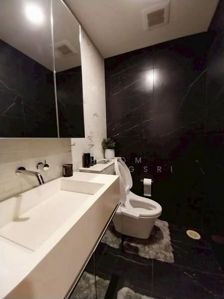 President Park Sukhumvit 24, Bangkok, 99 Sukhumvit 24 Alley, Khlongtoei Nua, Watthana, Bangkok, 3 Bedrooms, 260 sqm, Condo For Rent, by Phoom Imruangsri, 500196757 - DDproperty.com