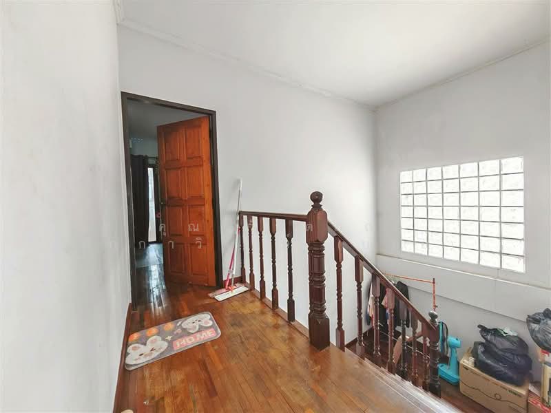 อาคารพาณิชย์ 3 ชั้น 36 ตร.ว. หมู่บ้านมัณทิรา (สะพานสูง) ซอยเคหะร่มเกล้า78, กรุงเทพ, สะพานสูง, สะพานสูง, กรุงเทพ, 250 ตร.ม., ตึกแถว-อาคารพาณิชย์ ขาย, โดย คุณ กันตภณ จักกาวิรักษ์ (บอย), 500196784 - DDproperty.com