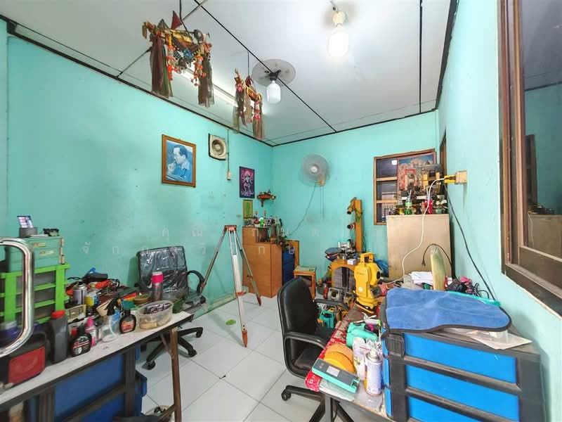 อาคารพาณิชย์ 3 ชั้น 36 ตร.ว. หมู่บ้านมัณทิรา (สะพานสูง) ซอยเคหะร่มเกล้า78, Bangkok, Saphan Sung, Saphan Sung, Bangkok, , 250 sqm, Shophouse For Sale, by คุณ กันตภณ จักกาวิรักษ์ (บอย), 500196784 - DDproperty.com