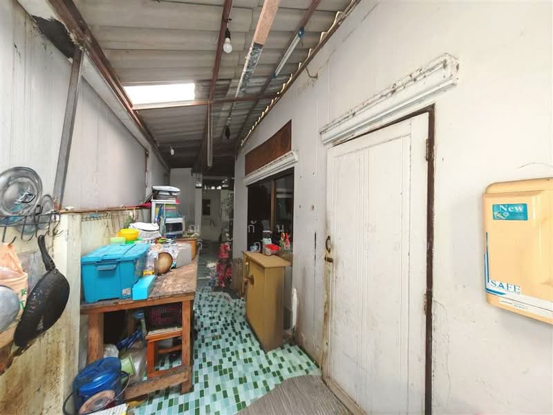 อาคารพาณิชย์ 3 ชั้น 36 ตร.ว. หมู่บ้านมัณทิรา (สะพานสูง) ซอยเคหะร่มเกล้า78, Bangkok, Saphan Sung, Saphan Sung, Bangkok, , 250 sqm, Shophouse For Sale, by คุณ กันตภณ จักกาวิรักษ์ (บอย), 500196784 - DDproperty.com