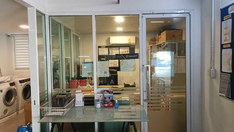 Bless Residence Ekkamai, Bangkok, Sukhumvit 71, Khlong Tan Nua, Watthana, Bangkok, 2 Bedrooms, 58 sqm, Condo For Rent, by Pawanrat Panchawanon, 500196801 - DDproperty.com