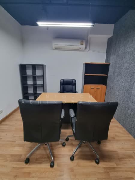 Sukhumvit Suite, Bangkok, 19 Soi Sukhumvit 13, Khlongtoei Nua, Watthana, Bangkok, 1 Bedroom, 125 sqm, Condo For Sale, by Intouch Abhinorasaeth, 500196895 - DDproperty.com