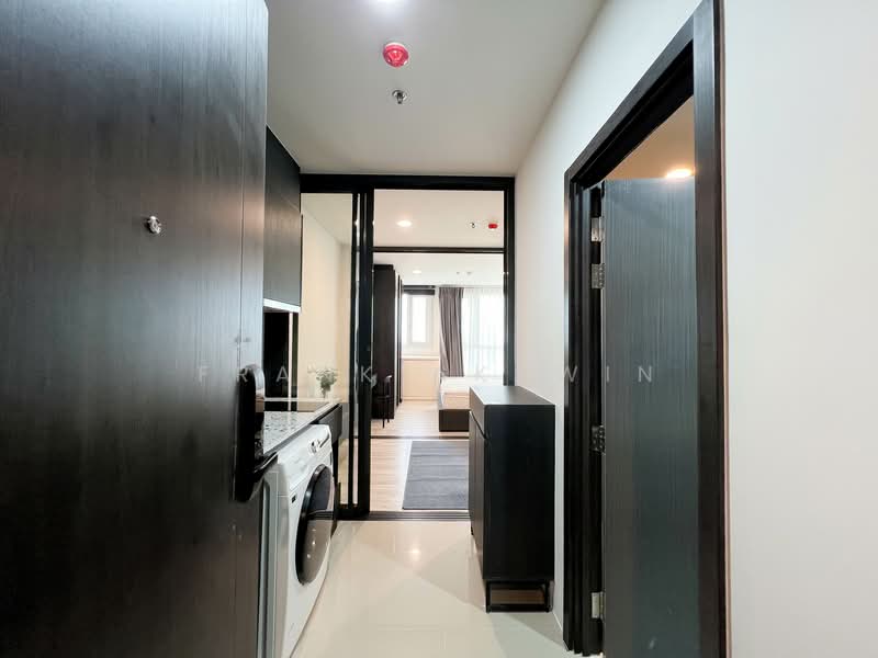 XT Huaikhwang, Bangkok, 244 Ratchadaphisek Road, Huai Khwang, Huai Khwang, Bangkok, 1 Bedroom, 30 sqm, Condo For Rent, by Frank Akawin, 500196900 - DDproperty.com