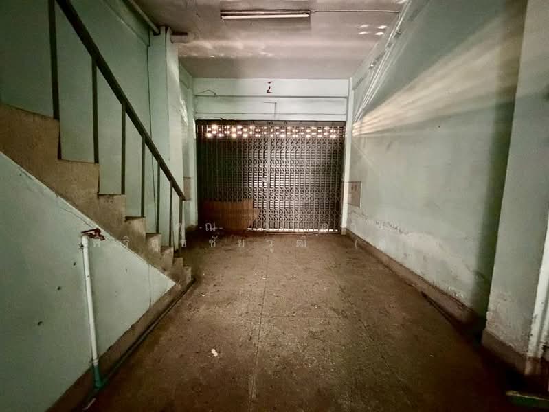 อาคารพาณิชย์ 3.5 ชั้น 11.4 ตร.ว. อาคารพาณิชย์ อยู่ในตลาดบางเขน ถนนพหลโยธิน, Bangkok, Sena Nikhom, Chatuchak, Bangkok, , 100 sqm, Shophouse For Sale, by คุณ วนิดา ศิริสุขชัยวุฒิ (ดา), 500196910 - DDproperty.com