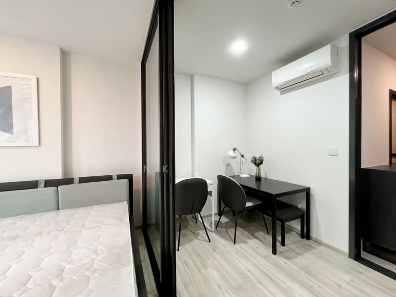 XT Huaikhwang, Bangkok, 244 Ratchadaphisek Road, Huai Khwang, Huai Khwang, Bangkok, 1 Bedroom, 30 sqm, Condo For Rent, by Frank Akawin, 500196914 - DDproperty.com