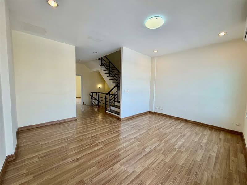 โครงการพรีเมี่ยม เพลส9 (Premium Place9), Bangkok, Lat Phrao, Lat Phrao, Bangkok, 4 Bedrooms, 130 sqm, Townhouse For Sale, by คุณ วนิดา ศิริสุขชัยวุฒิ (ดา), 500196938 - DDproperty.com