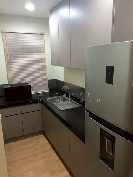 Silom Grand Terrace, Bangkok, Soi Saladaeng 2, Saladaeng Road, Silom, Bang Rak, Bangkok, 1 Bedroom, 84 sqm, Condo For Rent, by Sutavee Chonlabud, 500196976 - DDproperty.com