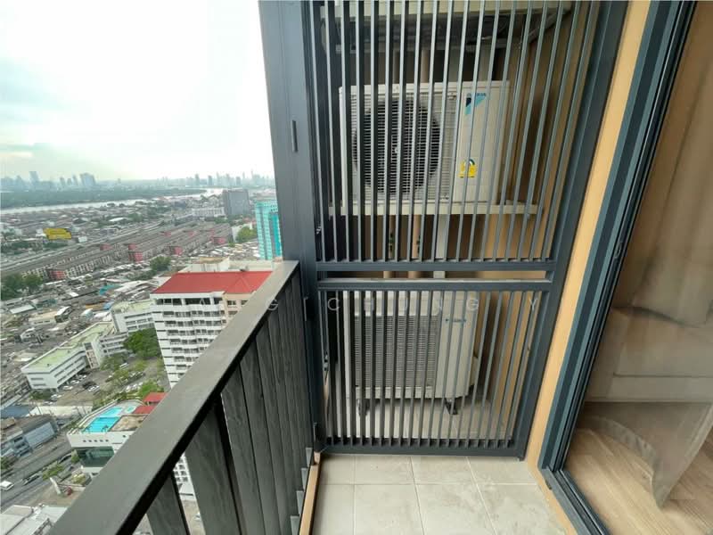 Oka Haus Sukhumvit 36 : โอกะ เฮ้าส์ สุขุมวิท 36, กรุงเทพ, 3399 ถนนพระรามที่ ๔, คลองตัน, คลองเตย, กรุงเทพ, 50 ตร.ม., คอนโด ให้เช่า, โดย CHANG CHUNG YI, 500197006 - DDproperty.com