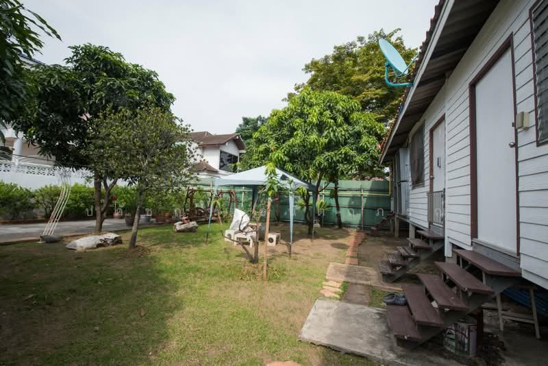 ที่ดินสีแดง แปลงสวย ถนนพระราม 9, กรุงเทพ, หัวหมาก, บางกะปิ, กรุงเทพ, 1,064 ตร.ม., ที่ดิน ขาย, โดย ปภัชญา ธนัตถ์ภรณ์, 500197009 - DDproperty.com