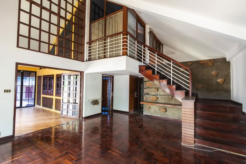 2 detached house Soi Methi Niwet Sukhumvit 24, Bangkok, Khong Tan, Khlong Toei, Bangkok, Studio, 717 sqm, Single Detached House For Rent, by NR AGENT, 500197036 - DDproperty.com