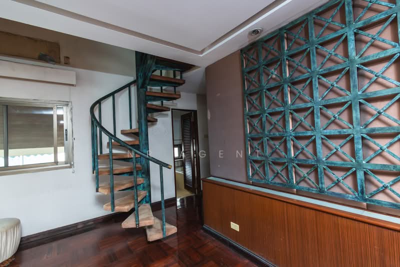 2 detached house Soi Methi Niwet Sukhumvit 24, Bangkok, Khong Tan, Khlong Toei, Bangkok, Studio, 717 sqm, Single Detached House For Rent, by NR AGENT, 500197036 - DDproperty.com