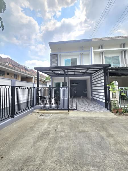 Pruksa Town Nexts Ramindra-Wongwaen : พฤกษาทาวน์ เน็กซ์ รามอินทรา-วงแหวนฯ, กรุงเทพ, ถนนพระยาสุเรนทร์, บางชัน, คลองสามวา, กรุงเทพ, 100 ตร.ม., ทาวน์เฮ้าส์ ขาย, โดย นภัสศรณ์ วงศ์สินไทยกร (นันท์), 500197069 - DDproperty.com