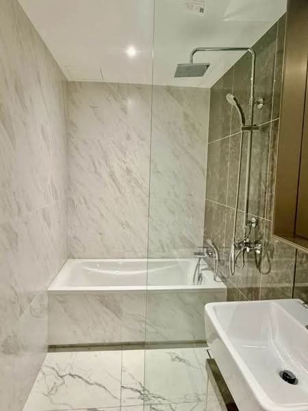 Fynn Sukhumvit 31, Bangkok, 77 Sukhumvit Road, Khlongtoei Nua, Watthana, Bangkok, 1 Bedroom, 38 sqm, Condo For Rent, by Tayfun  Suebsarakham , 500197131 - DDproperty.com