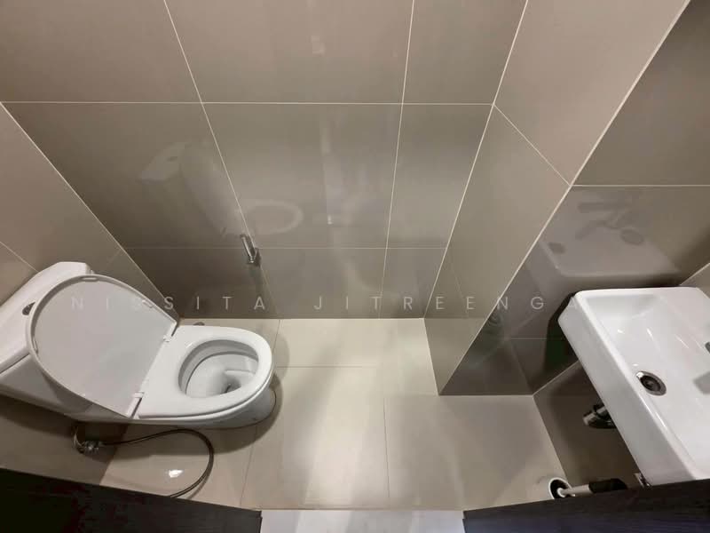 XT Huaikhwang, Bangkok, 244 Ratchadaphisek Road, Huai Khwang, Huai Khwang, Bangkok, 1 Bedroom, 30 sqm, Condo For Rent, by Nissita Jitreengam, 500197172 - DDproperty.com