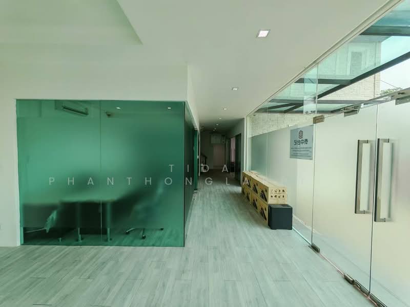 ให้เช่าออฟฟิศ ลาดพร้าว 87 (Ladprao 87) 400 ตร.ม. 101 ตร.ว., กรุงเทพ, คลองเจ้าคุณสิงห์, วังทองหลาง, กรุงเทพ, 400 ตร.ม., สำนักงาน ให้เช่า, โดย Tida phanthonglarptawee, 500197190 - DDproperty.com