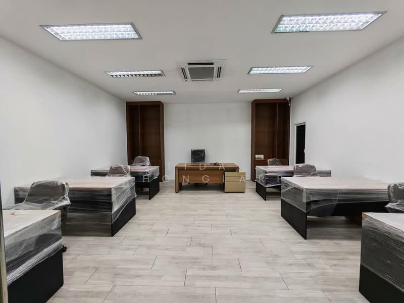Office for Rent, Ladprao 87, 400 sq.m., 101 sq.wa., Bangkok, Khlong Chaokhun Sing, Wang Thonglang, Bangkok, , 400 sqm, Office Space For Rent, by Tida phanthonglarptawee, 500197190 - DDproperty.com