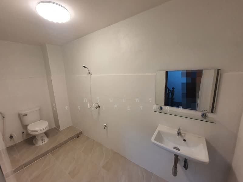 ทาวน์โฮม 3 ชั้น รีโนเวทใหม่ทั้งหลัง บรมราชชนนี 119 | 4 ห้องนอน 3 ห้องน้ำ เพดานสูง บ้านไม่ร้อน โครงสร, กรุงเทพ, บรมราชชนนี, ศาลาธรรมสพน์, ทวีวัฒนา, กรุงเทพ, 150 ตร.ม., ทาวน์เฮ้าส์ ขาย, โดย ภวิษย์พร โรจนเกียรติกุล, 500197217 - DDproperty.com