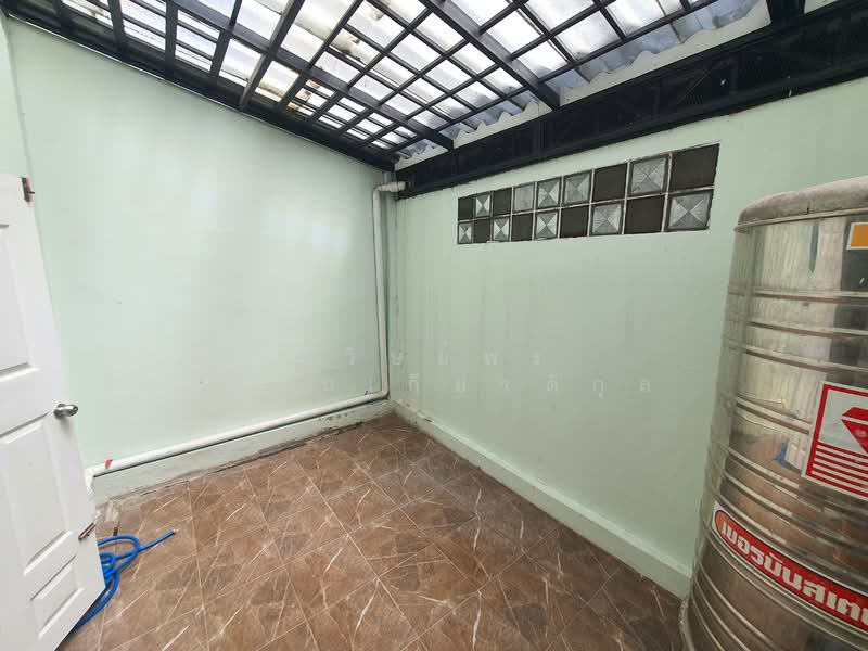 ทาวน์โฮม 3 ชั้น รีโนเวทใหม่ทั้งหลัง บรมราชชนนี 119 | 4 ห้องนอน 3 ห้องน้ำ เพดานสูง บ้านไม่ร้อน โครงสร, กรุงเทพ, บรมราชชนนี, ศาลาธรรมสพน์, ทวีวัฒนา, กรุงเทพ, 150 ตร.ม., ทาวน์เฮ้าส์ ขาย, โดย ภวิษย์พร โรจนเกียรติกุล, 500197217 - DDproperty.com