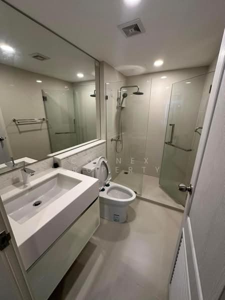 Chateau in Town Ratchayothin, Bangkok, Soi Phahonyothin 30, Chan Kasem, Chatuchak, Bangkok, 2 Bedrooms, 50 sqm, Condo For Rent, by Connex Property, 500197229 - DDproperty.com