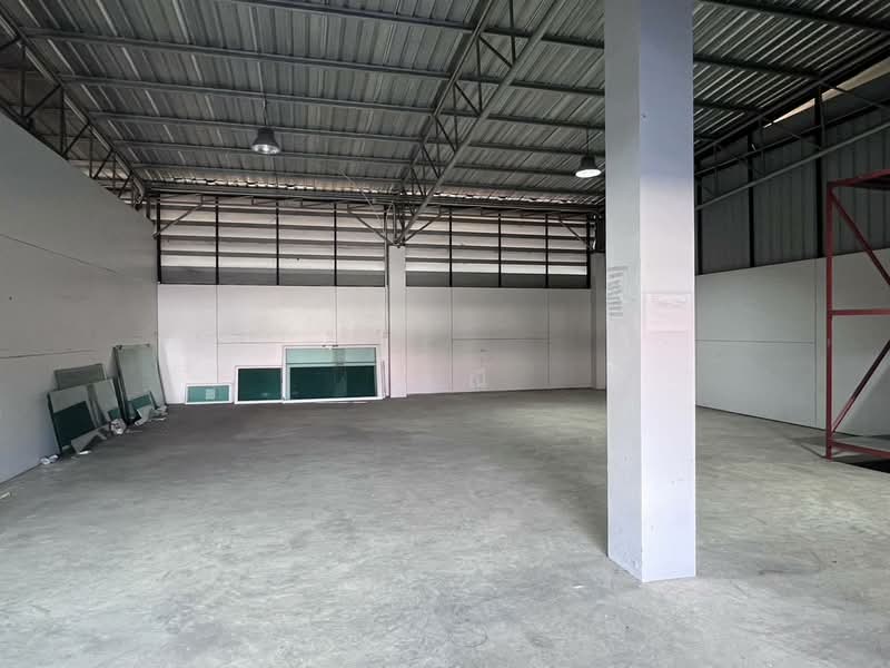 Rent a warehouse for selling products, Nakhon Ratchasima, Pak Chong, Pak Chong, Nakhon Ratchasima, , 1,100 sqm, Warehouse/Factory For Rent, by วิรณี, 500197230 - DDproperty.com