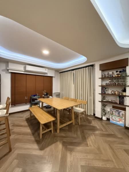 For Rent - Q District Suksawat 76, Samut Prakan