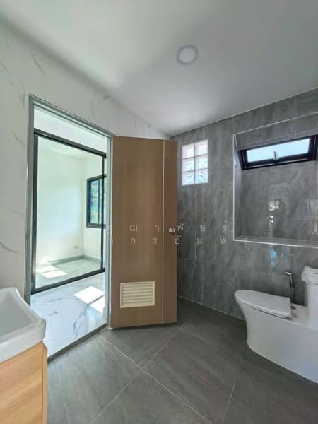 หมู่บ้านชัยพฤกษ์1 ถ.คุ้มเกล้า12, Bangkok, คุ้มเกล้า, Lam Pla Tiew, Lat Krabang, Bangkok, 4 Bedrooms, 200 sqm, Single Detached House For Sale, by ณัฐฌาพัชร์ ณิชากรอัมพร, 500197294 - DDproperty.com