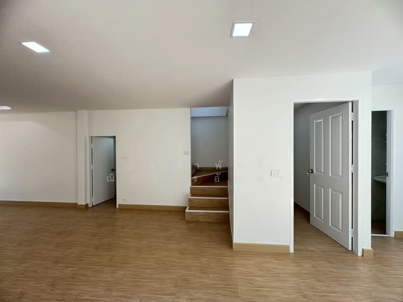 เสริมศิริ วิลเลจ ซ.รามอินทรา40 แยก8-7, Bangkok, รามอินทรา40, Nuan Chan, Bueng Kum, Bangkok, 4 Bedrooms, 180 sqm, Single Detached House For Sale, by ณัฐฌาพัชร์ ณิชากรอัมพร, 500197302 - DDproperty.com