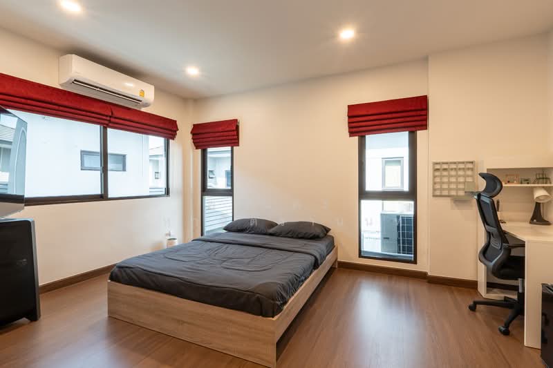 The City Maha Chesadabodindranusorn Bridge, Nonthaburi, Soi Sai Ma 19, Sai Ma, Muang Nonthaburi, Nonthaburi, 5 Bedrooms, 308 sqm, Single Detached House For Sale, by พเนตร มหามิตรานนท์, 500197308 - DDproperty.com