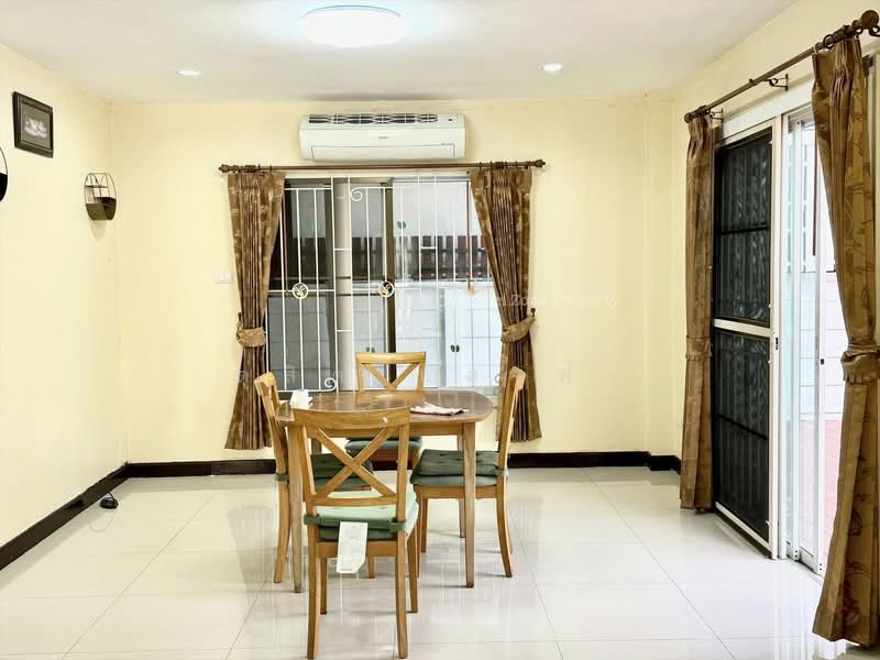 ให้เช่าบ้านเดี่ยว ม.เดอะทรี หนองยายบู่ ศรีราชา, Chon Buri (Pattaya), Nong - Kham, Si Racha, Chon Buri (Pattaya), 3 Bedrooms, 150 sqm, Single Detached House For Rent, by Dusit Saengfa, 500197326 - DDproperty.com