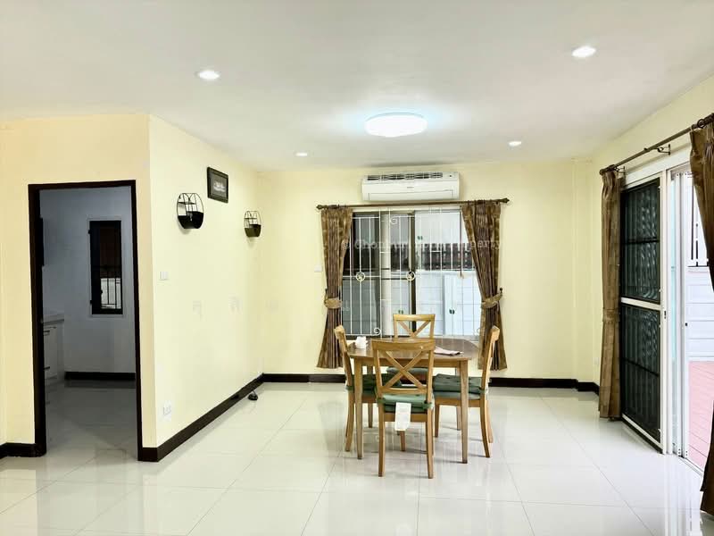 ให้เช่าบ้านเดี่ยว ม.เดอะทรี หนองยายบู่ ศรีราชา, Chon Buri (Pattaya), Nong - Kham, Si Racha, Chon Buri (Pattaya), 3 Bedrooms, 150 sqm, Single Detached House For Rent, by Dusit Saengfa, 500197326 - DDproperty.com