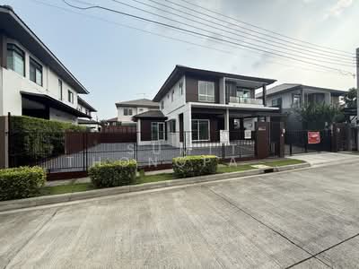 ขาย - Mantana Kalapapruk-Wongwaen : มัณฑนา กัลปพฤกษ์ – วงแหวน, กรุงเทพ