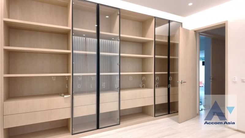 Private Swimming Pool 4 Bedrooms House for Rent in Sukhumvit, Bangkok near BTS Thong Lo (AA38256), Bangkok, Khlong Tan Nua, Watthana, Bangkok, 4 Bedrooms, 350 sqm, Single Detached House For Rent, by บริษัท แอคคอม เอเซีย จำกัด, 500197358 - DDproperty.com