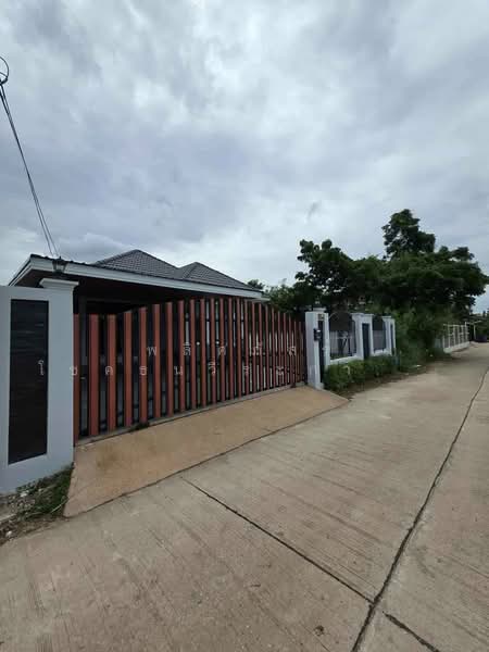 บ้านหลังปั้มปตท.โคกสูง2ห้องนอน2ห้องน้ำเนื้อที่100ตารางวาปล่อยเช่า13000ต่อเดือน, Nakhon Ratchasima, Cho Ho, Muang Nakhon Ratchasima, Nakhon Ratchasima, 2 Bedrooms, 120 sqm, Single Detached House For Rent, by พลิศภัสร์ โชคธนวีระกานต์, 500197368 - DDproperty.com