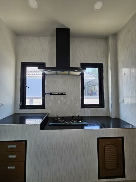 บ้านหลังปั้มปตท.โคกสูง2ห้องนอน2ห้องน้ำเนื้อที่100ตารางวาปล่อยเช่า13000ต่อเดือน, นครราชสีมา, จอหอ, เมืองนครราชสีมา, นครราชสีมา, 120 ตร.ม., บ้านเดี่ยว ให้เช่า, โดย พลิศภัสร์ โชคธนวีระกานต์, 500197368 - DDproperty.com