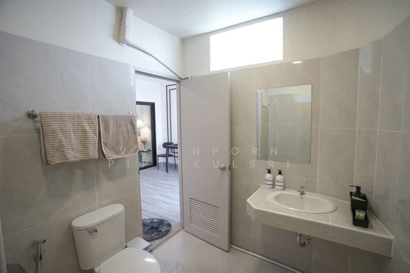 Thairong Tower, Bangkok, Phatthanakan Road, Suan Luang, Suan Luang, Bangkok, 1 Bedroom, 41 sqm, Condo For Sale, by Varinporn Pipitkulsri, 500197369 - DDproperty.com