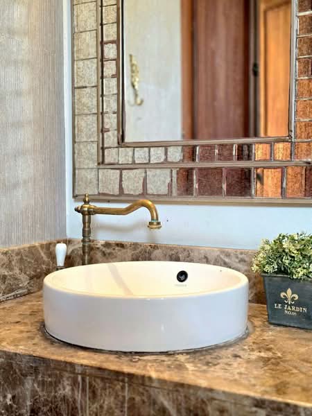 ขาย บ้านPool villa สไตล์ทัสคานี อิตาลี @เขาใหญ่ ทำเลดีใกล้ถ.ธนะรัชต์ กม.7 // 4นอน 4 น้ำ ราคา 23.9 ล, Nakhon Ratchasima, Nong Nam Sang, Pak Chong, Nakhon Ratchasima, 4 Bedrooms, 350 sqm, Single Detached House For Sale, by พลิศภัสร์ โชคธนวีระกานต์, 500197399 - DDproperty.com