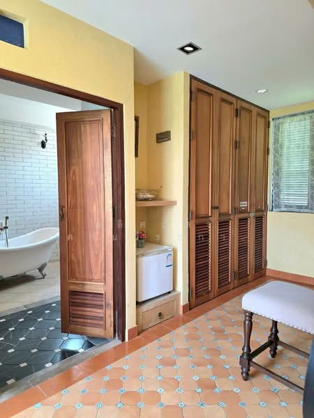 ขาย บ้านPool villa สไตล์ทัสคานี อิตาลี @เขาใหญ่ ทำเลดีใกล้ถ.ธนะรัชต์ กม.7 // 4นอน 4 น้ำ ราคา 23.9 ล, Nakhon Ratchasima, Nong Nam Sang, Pak Chong, Nakhon Ratchasima, 4 Bedrooms, 350 sqm, Single Detached House For Sale, by พลิศภัสร์ โชคธนวีระกานต์, 500197399 - DDproperty.com