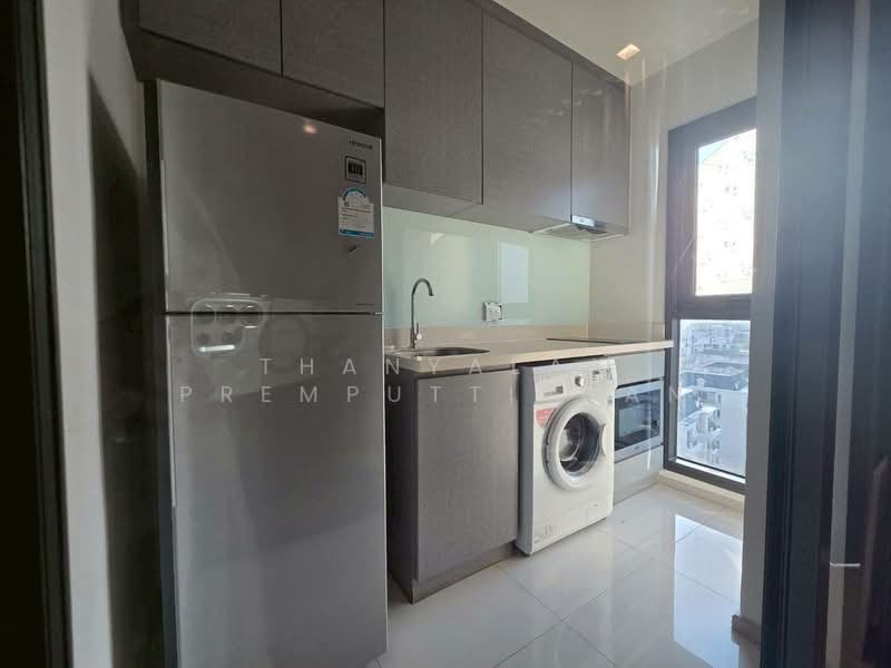 Rhythm Sukhumvit 36-38, Bangkok, 55 Soi Sukhumvit 36, Sukhumvit Road, Phra Kanong, Khlong Toei, Bangkok, 1 Bedroom, 33 sqm, Condo For Rent, by Thanyalak Premputtiphan, 500197422 - DDproperty.com