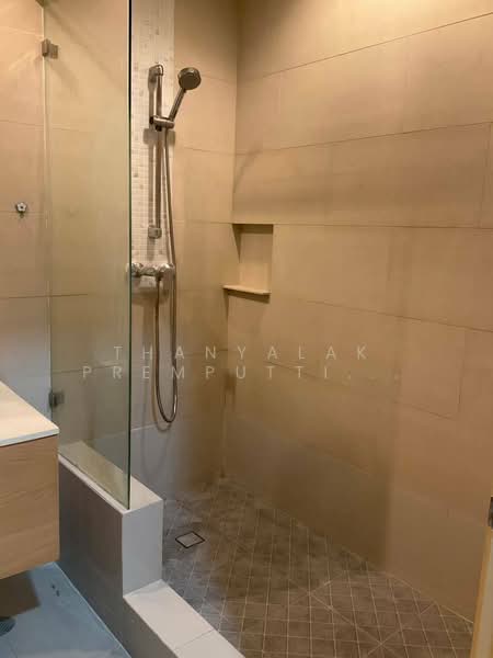 Villa Ratchatewi, Bangkok, 83 Phayathai Road, Thanon Phaya Thai, Ratchathewi, Bangkok, 1 Bedroom, 40 sqm, Condo For Rent, by Thanyalak Premputtiphan, 500197430 - DDproperty.com