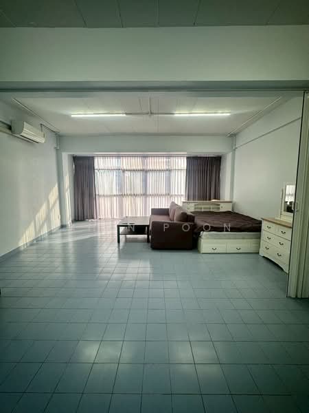 ให้เช่า อาคารพาณิชย์ 5.5 ชั้น มีห้องครัว มีเตียงพร้อมทุกห้อง ใกล้สถานีสำโรง (SPSSR133), สมุทรปราการ, สุขุมวิท, เทพารักษ์, เมืองสมุทรปราการ, สมุทรปราการ, 365 ตร.ม., ตึกแถว-อาคารพาณิชย์ ให้เช่า, โดย Khun Poon, 500197444 - DDproperty.com