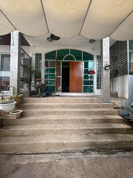 อาคารให้เช่า เอกมัย พระโขนง สุขุมวิท : Buildings for rent in Ekkamai, Phra Khanong, and Sukhumvit., กรุงเทพ, คลองตันเหนือ, วัฒนา, กรุงเทพ, 800 ตร.ม., ตึกแถว-อาคารพาณิชย์ ให้เช่า, โดย TOAH T., 500197445 - DDproperty.com