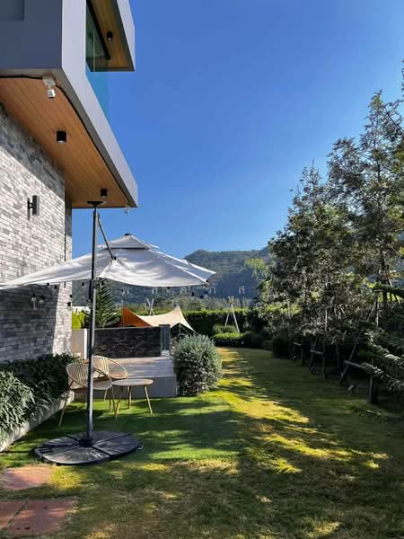 ขายบ้านเขาใหญ่ วิวสวย บรรยากาศดี พร้อมอยู่ ในทำเลดีวิวสวย ราคา 16.9 ล้านบาท 200ตรว., Nakhon Ratchasima, Nong Nam Sang, Pak Chong, Nakhon Ratchasima, 3 Bedrooms, 354 sqm, Villa For Sale, by พลิศภัสร์ โชคธนวีระกานต์, 500197456 - DDproperty.com