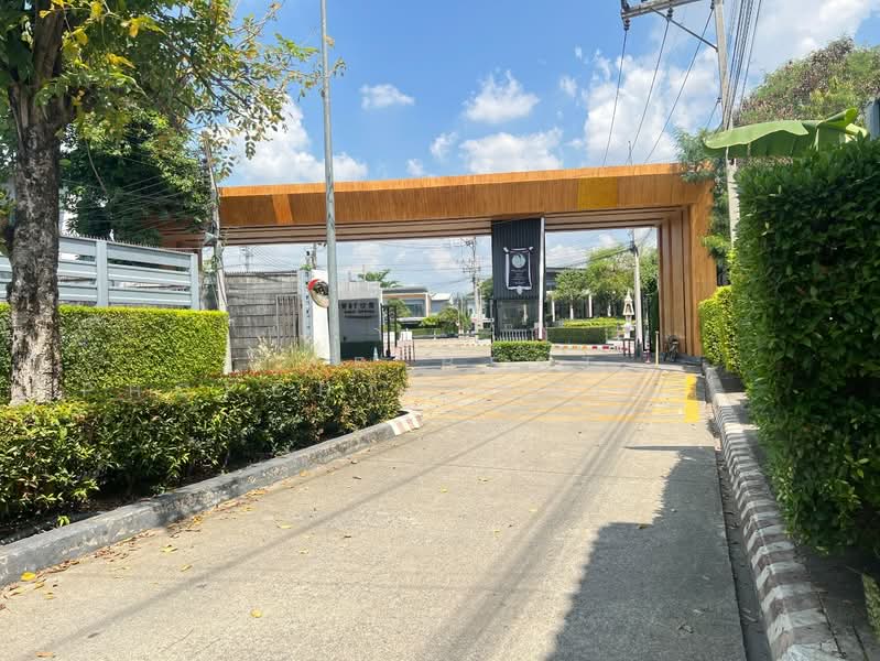 Chewarom Rangsit - Don Mueang : ชีวารมย์ รังสิต-ดอนเมือง, ปทุมธานี, ถนน รังสิต - นครนายก, ประชาธิปัตย์, ธัญบุรี, ปทุมธานี, 140 ตร.ม., บ้านเดี่ยว ขาย, โดย The Best Property Agent ติ๋ว, 500197461 - DDproperty.com