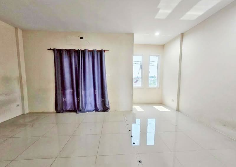 โครงการเดอะแกรนด์ สุขุมวิท (TheGrand Sukhumvit), Chon Buri (Pattaya), Huai Kapi, Muang Chon Buri, Chon Buri (Pattaya), 3 Bedrooms, 120 sqm, Townhouse For Sale, by The Best Property ปุ้ย, 500197466 - DDproperty.com